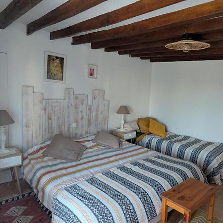 La Briarde Triple Pdj Bed and Breakfast Boissy-le-Chatel Exteriör bild